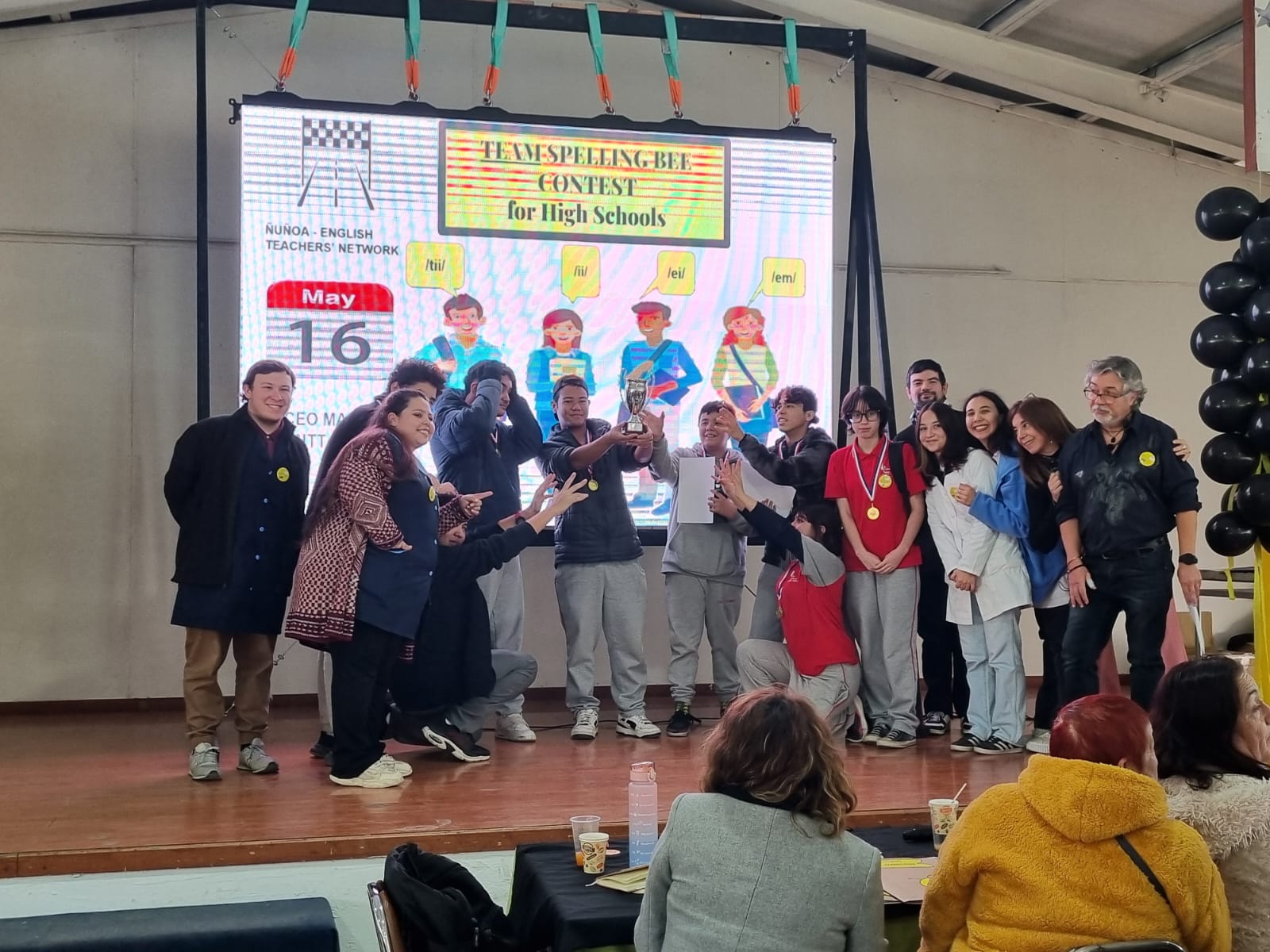 Destacados resultados de estudiantes en torneo Inter escolar de Inglés