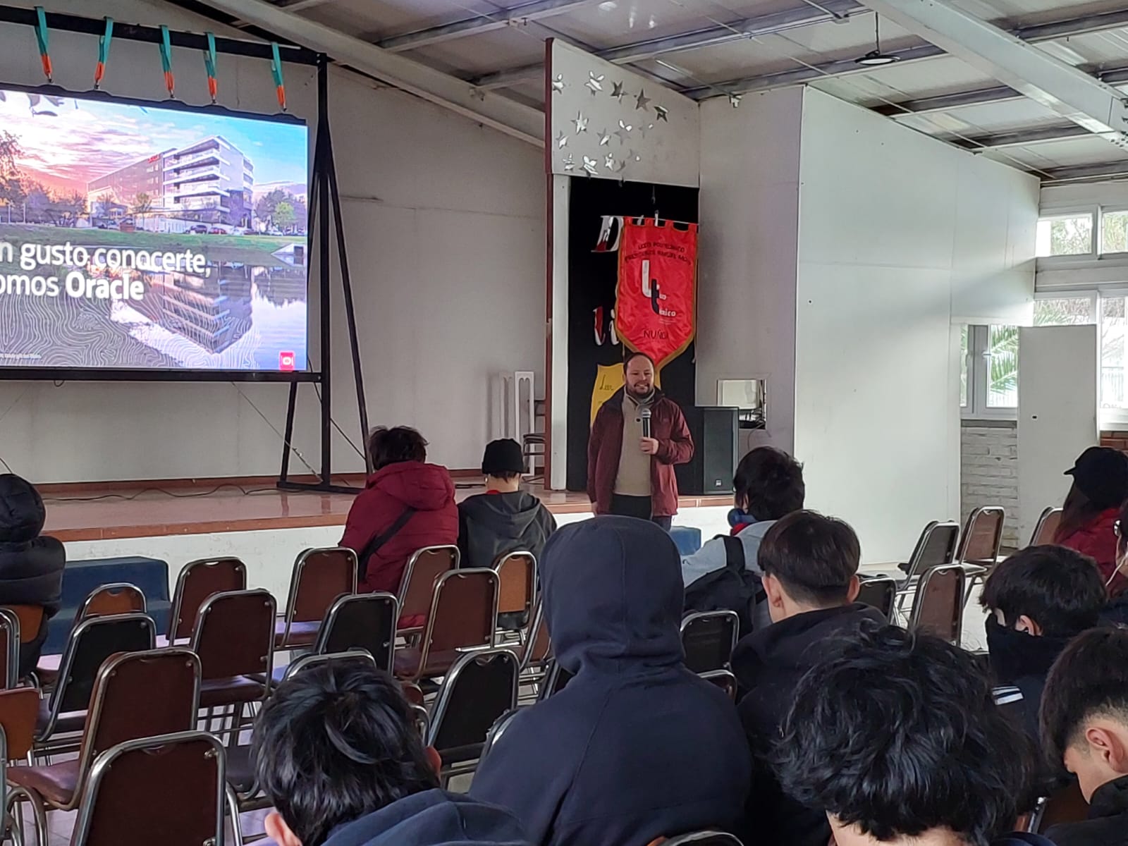 Corporación Educacional Tecnológica de Chile se convierte en ORACLE ACADEMY